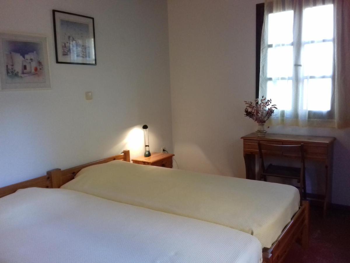 Ikarian Centre - Accommodation & Mountain Hiking エヴディロス エクステリア 写真